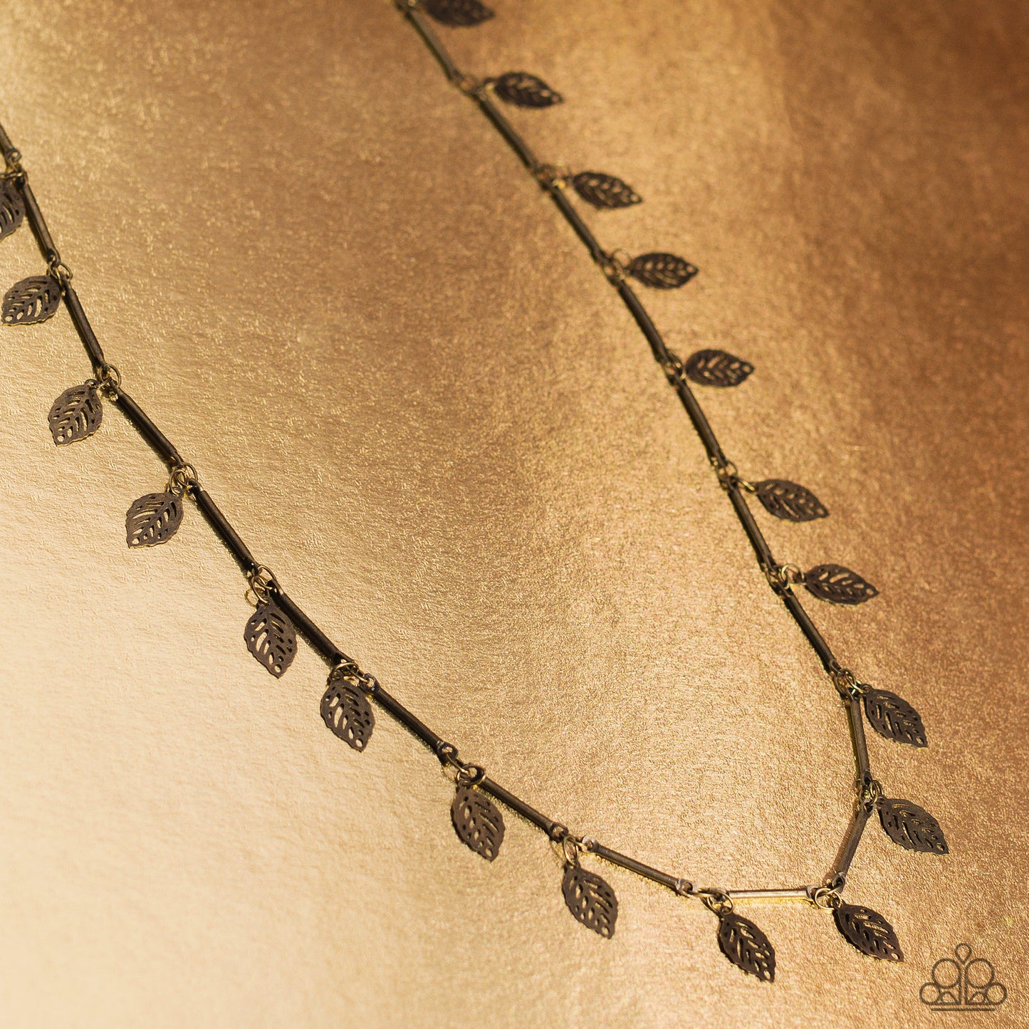 LEAF a Light On - Brass Necklace