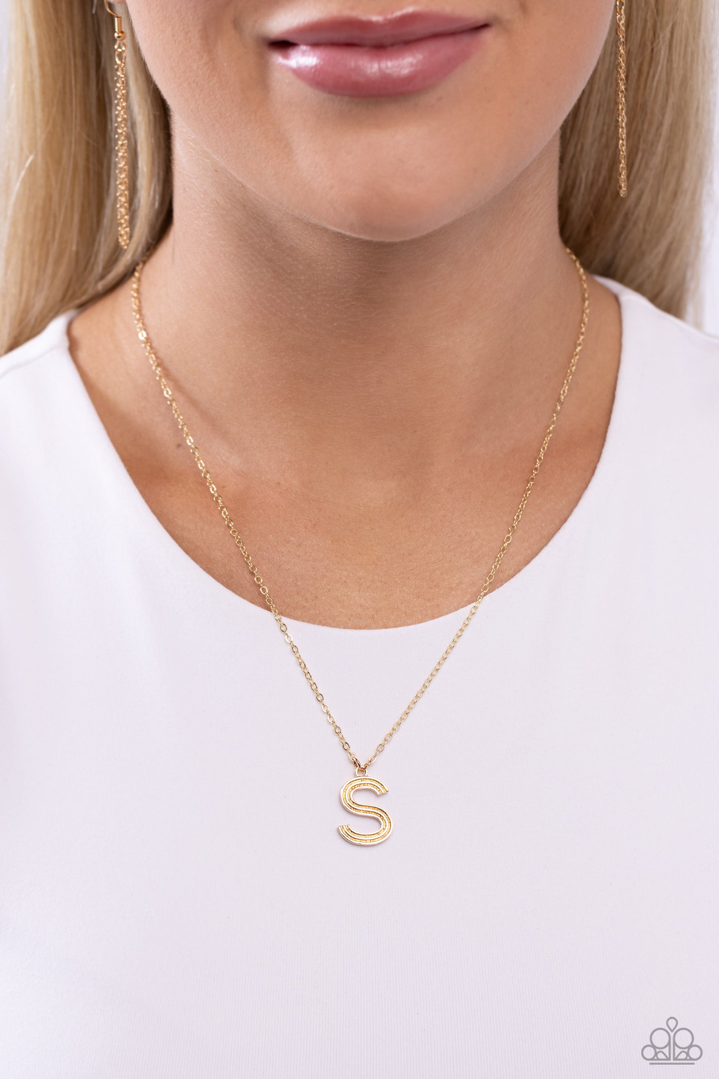 Leave Your Initials S - Gold Necklace